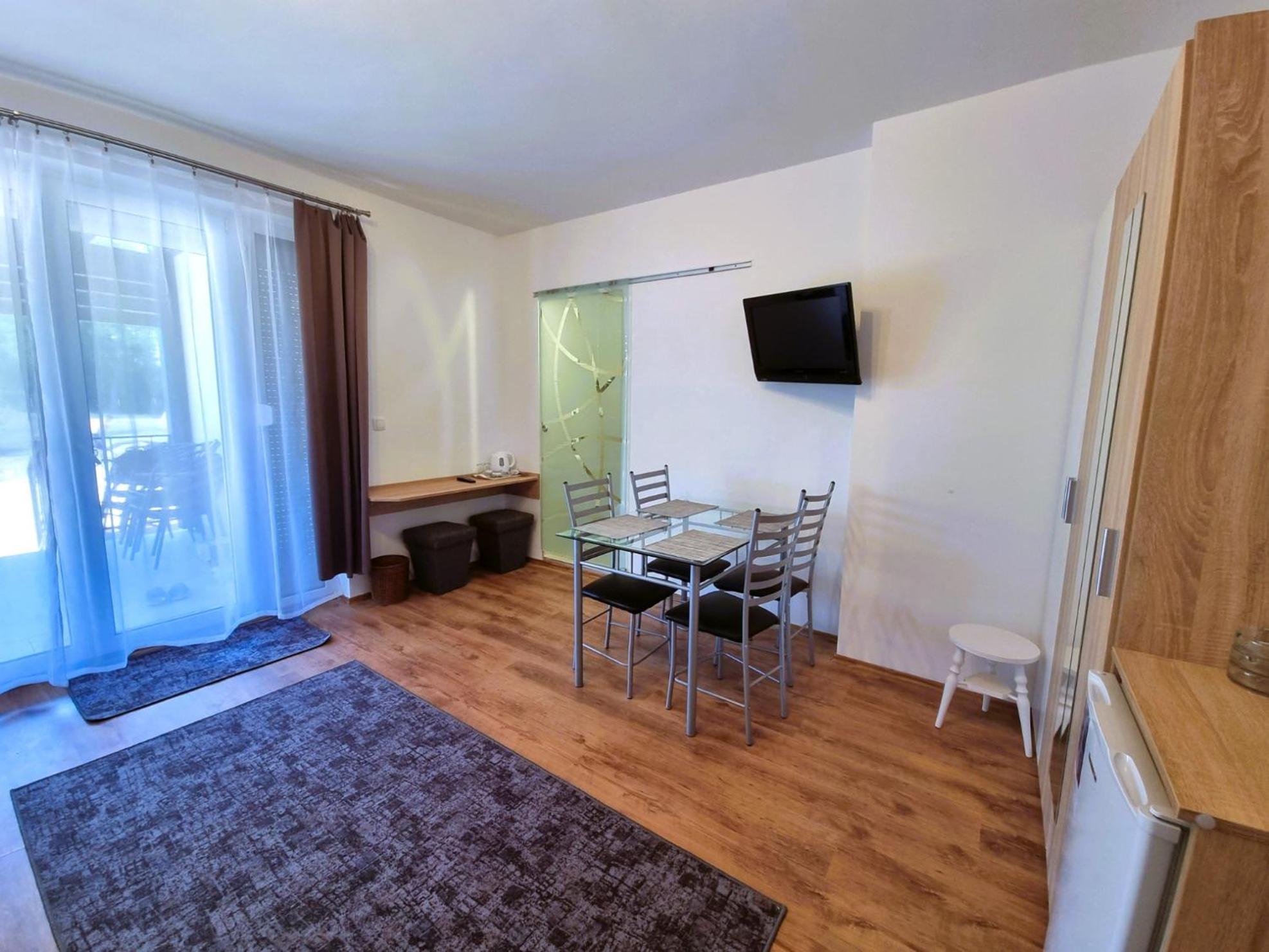 Duna-Beach Apartman Kimle Oda fotoğraf